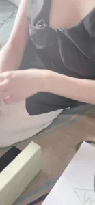 端午节给嫂子买礼物嫂子用她骚逼做为回礼